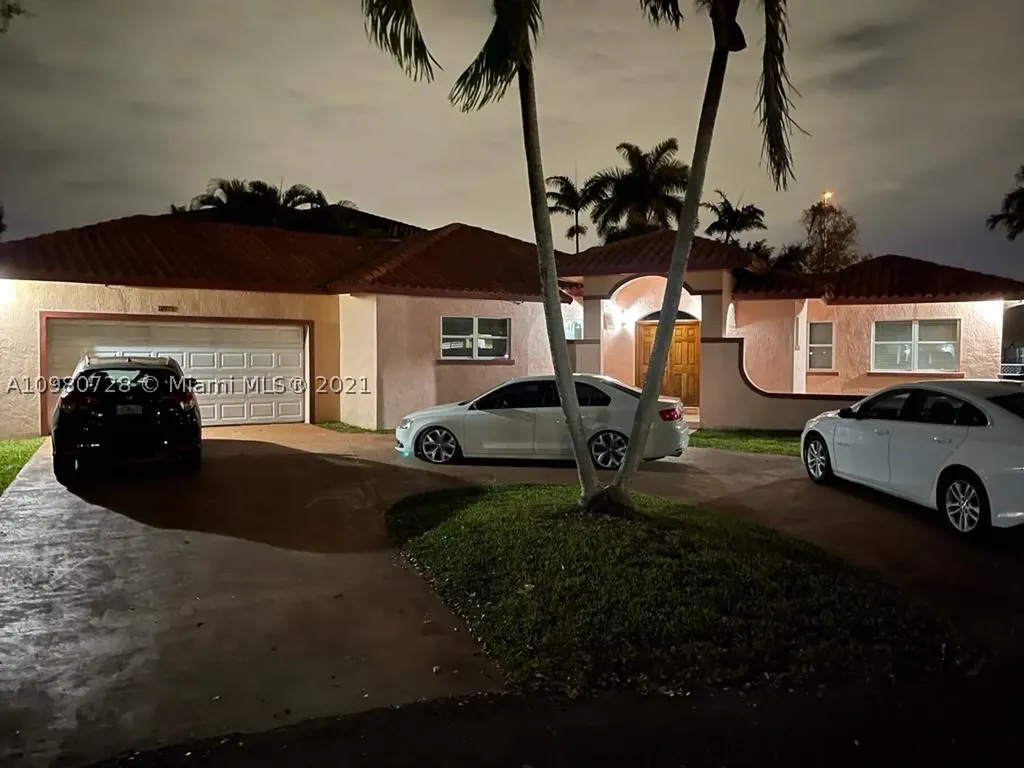 11971 SW 94th Street Miami FL 33186