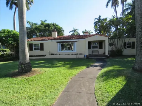 936 Van Buren Street Hollywood FL 33019