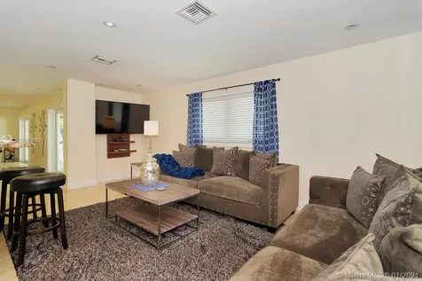 3141 Hollywood Boulevard Hollywood FL 33021
