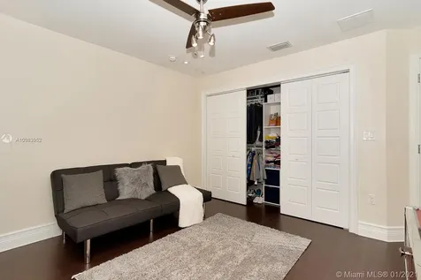 3141 Hollywood Boulevard Hollywood FL 33021
