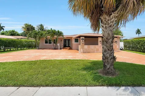 3141 Hollywood Boulevard Hollywood FL 33021