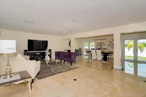 3141 Hollywood Boulevard Hollywood FL 33021