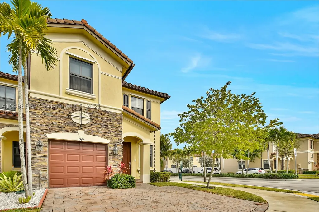3367 W 90th Terrace Hialeah FL 33018
