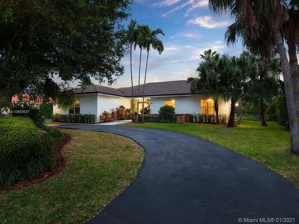 458 Rovino Avenue Coral Gables FL 33156