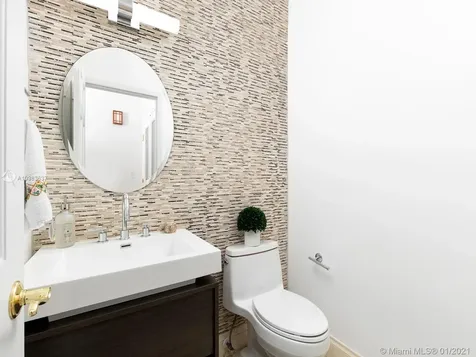 458 Rovino Avenue Coral Gables FL 33156