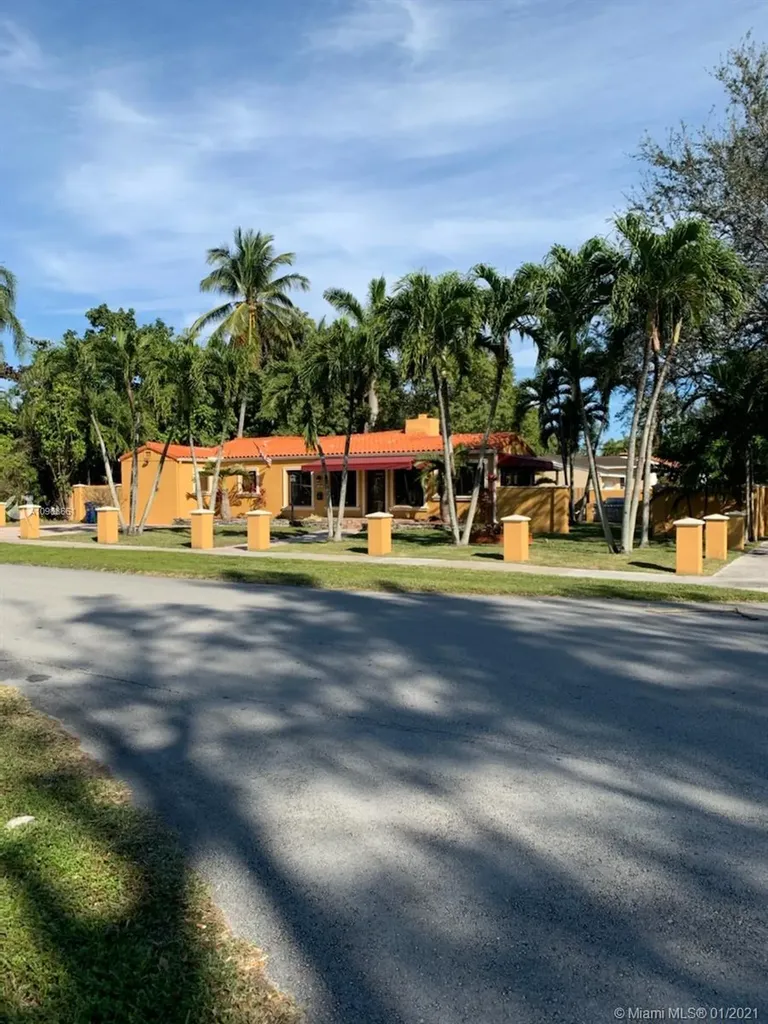 189 Palmetto Drive Miami Springs FL 33166