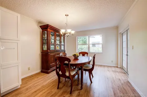 1217 NW 107th Terrace Plantation FL 33322