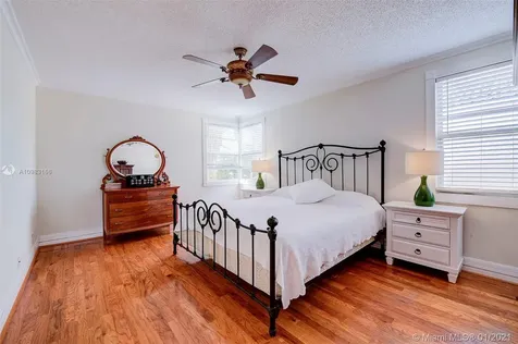 1217 NW 107th Terrace Plantation FL 33322