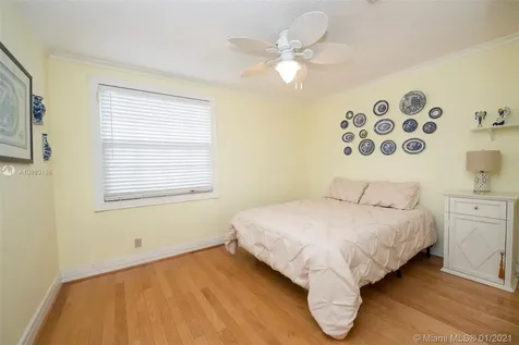 1217 NW 107th Terrace Plantation FL 33322