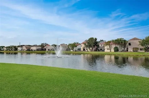 1217 NW 107th Terrace Plantation FL 33322