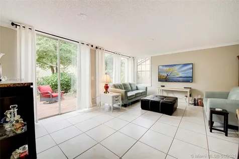 1217 NW 107th Terrace Plantation FL 33322