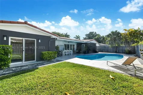 21180 NE 20th Court Miami FL 33179