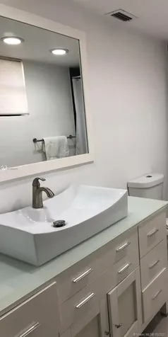 10185 Collins Avenue Bal Harbour FL 33154
