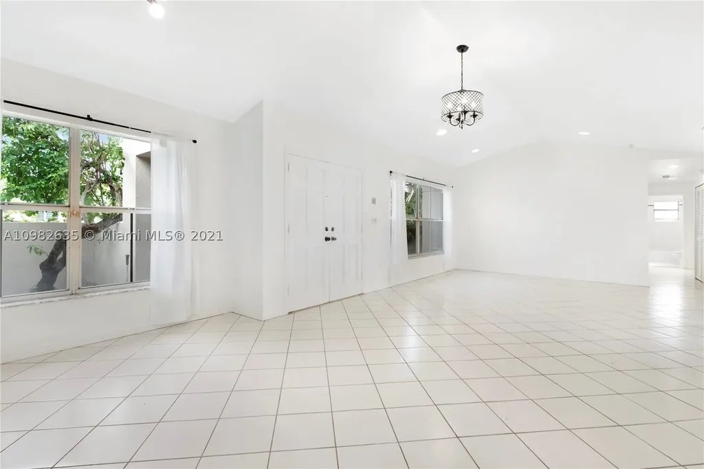 15820 SW 153rd Avenue Miami FL 33187