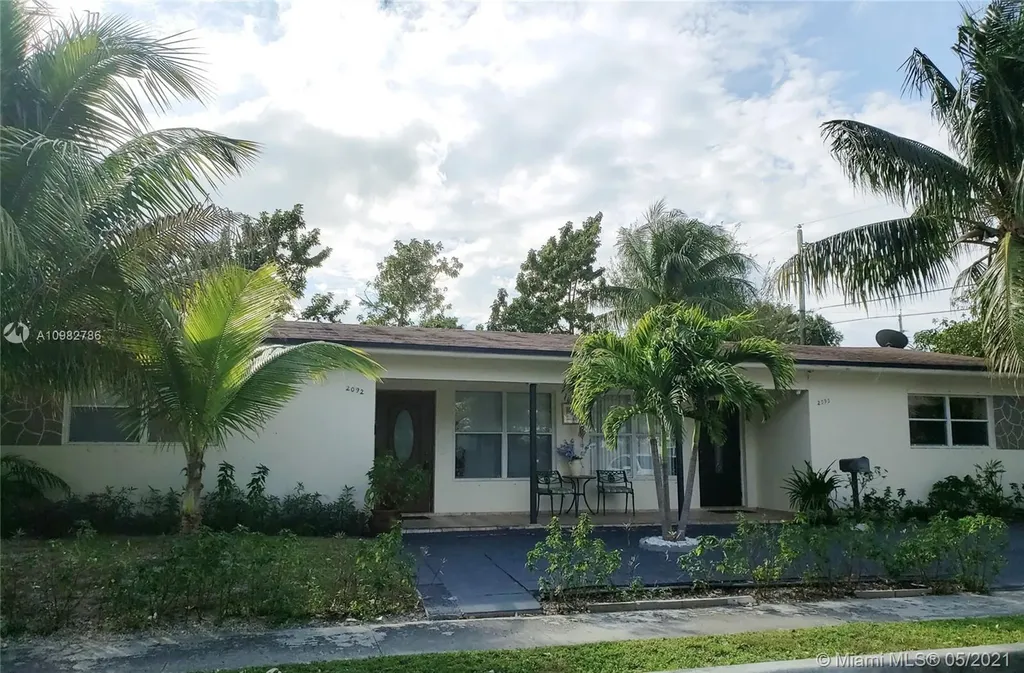 2090 NE 170th Street North Miami Beach FL 33162