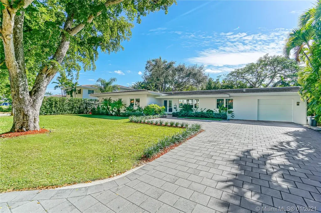 90 S Prospect Drive Coral Gables FL 33133