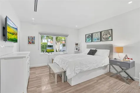90 S Prospect Drive Coral Gables FL 33133
