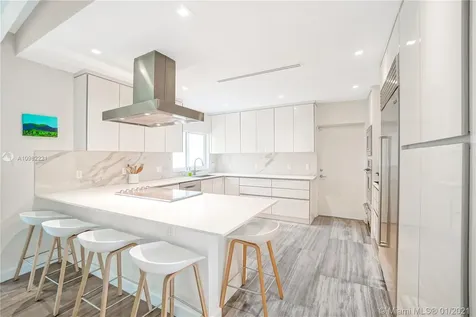 90 S Prospect Drive Coral Gables FL 33133