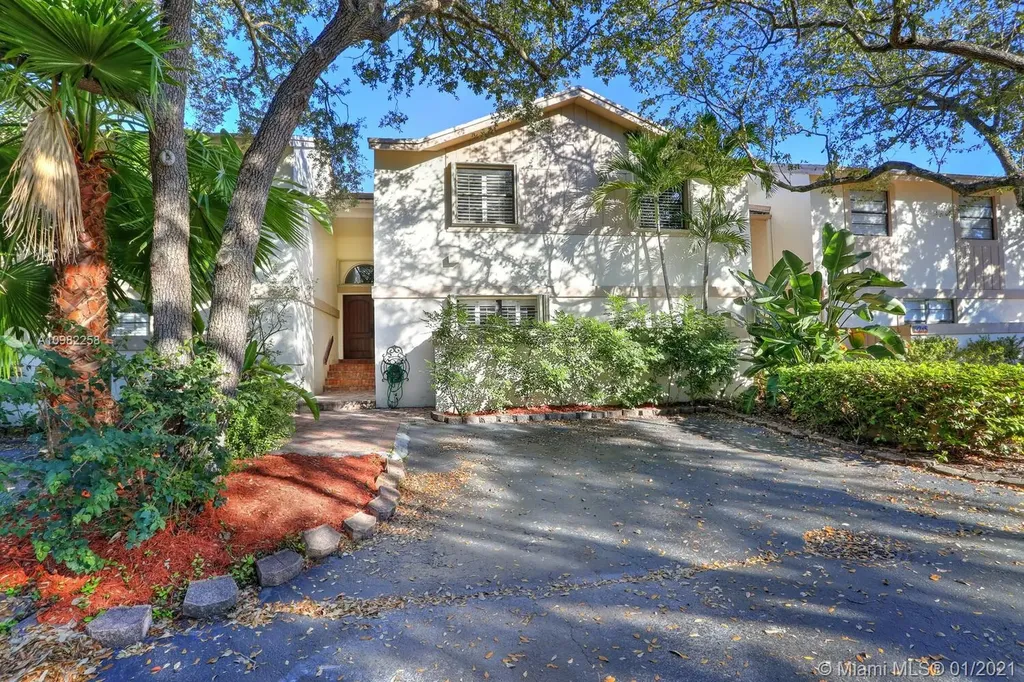 9211 SW 117th Court Miami FL 33186