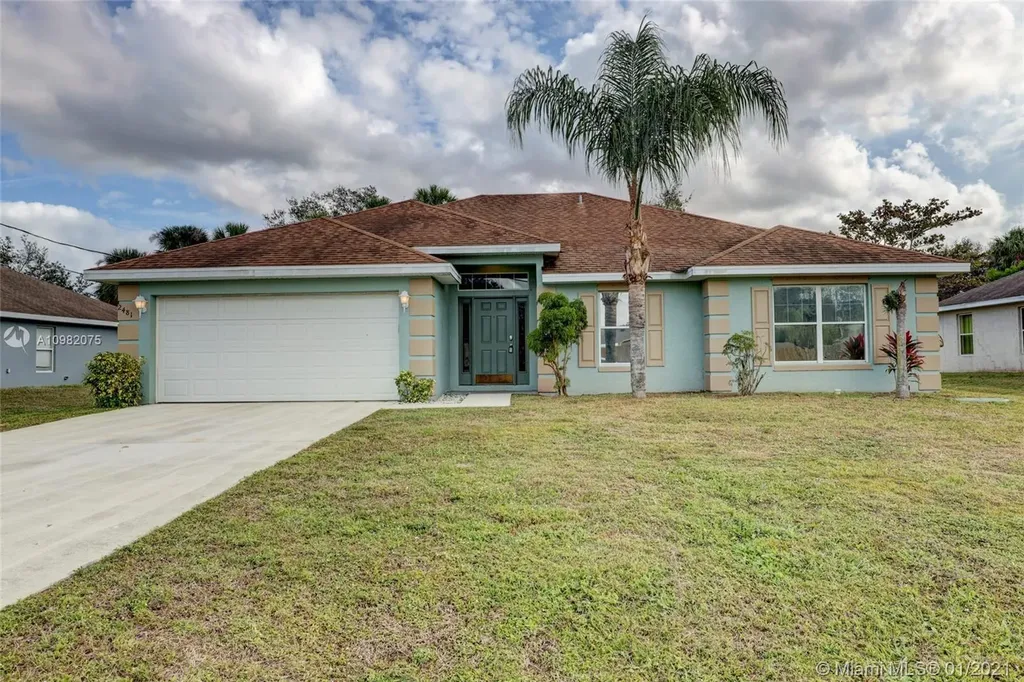 2481 SW Waikiki Street Port St. Lucie FL 34953