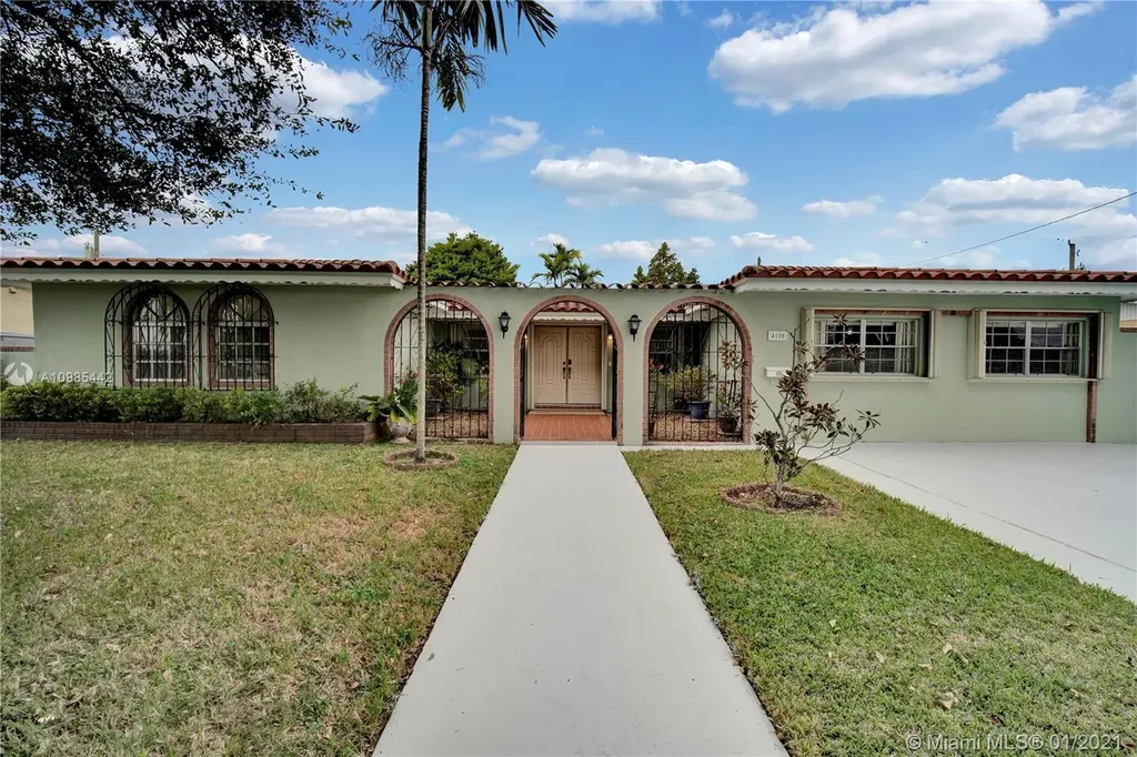 4120 SW 98th Court Miami FL 33165