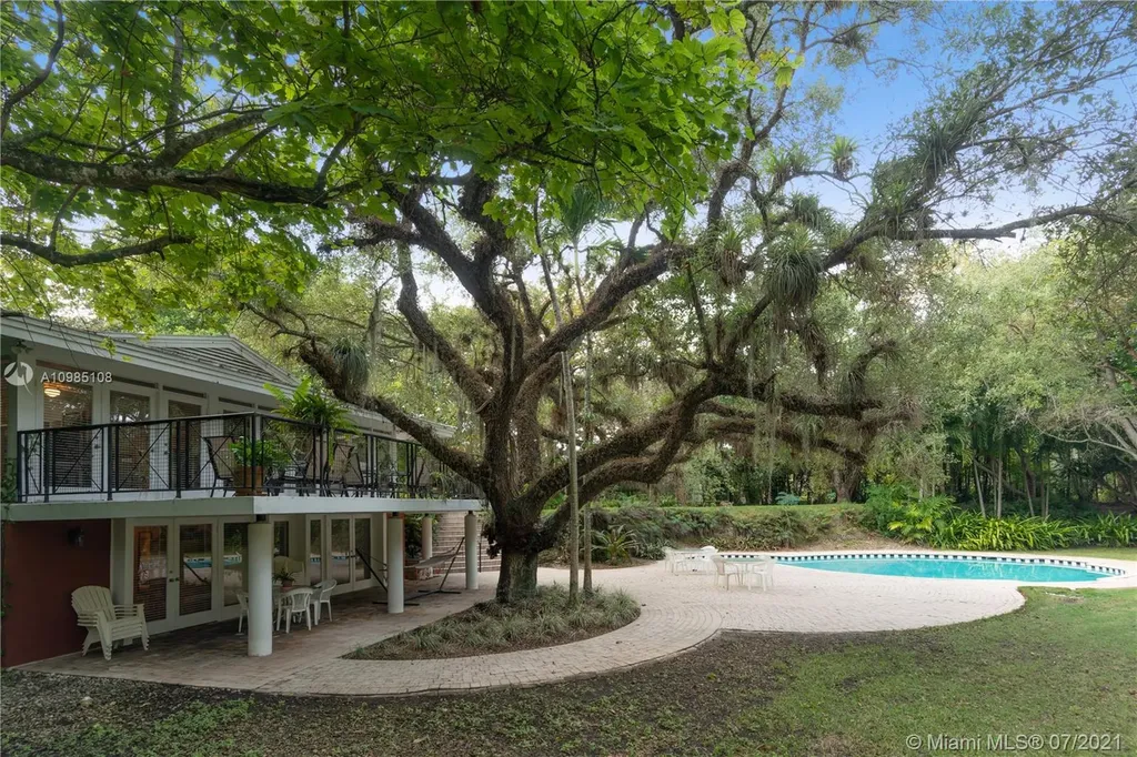 8800 Old Cutler Road Coral Gables FL 33156