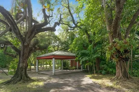 8800 Old Cutler Road Coral Gables FL 33156