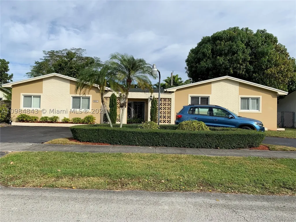 9001 SW 57th Terrace Miami FL 33173