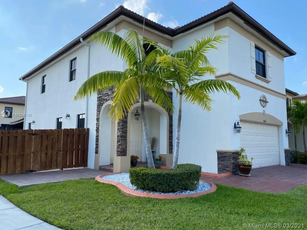 8628 NW 99th Path Doral FL 33178