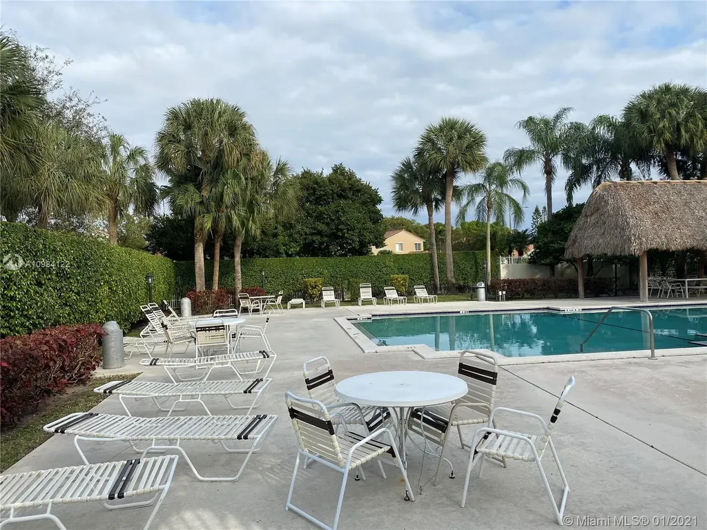 10871 NW 8th Street Pembroke Pines FL 33026