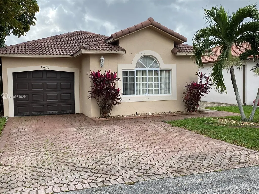 7632 NW 168th Street Hialeah FL 33015