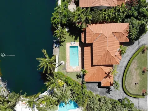 1541 Bella Vista Avenue Coral Gables FL 33156