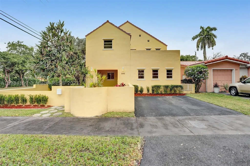 1561 Saragossa Avenue Coral Gables FL 33134