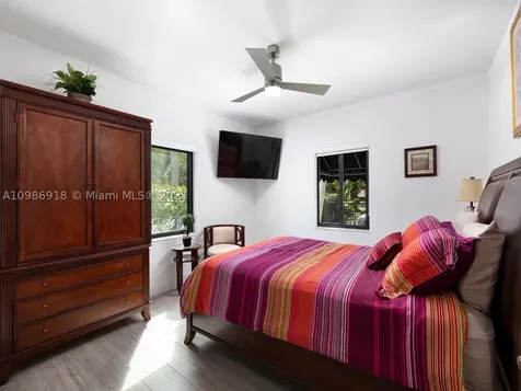 457 SW 27th Road Miami FL 33129