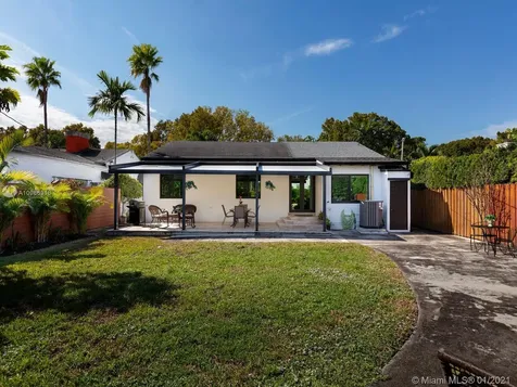 457 SW 27th Road Miami FL 33129