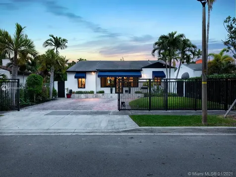 457 SW 27th Road Miami FL 33129