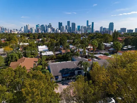 457 SW 27th Road Miami FL 33129