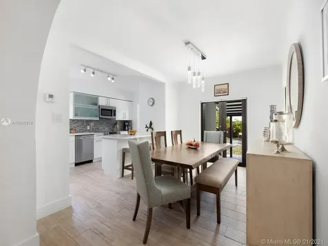 457 SW 27th Road Miami FL 33129