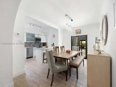 457 SW 27th Road Miami FL 33129