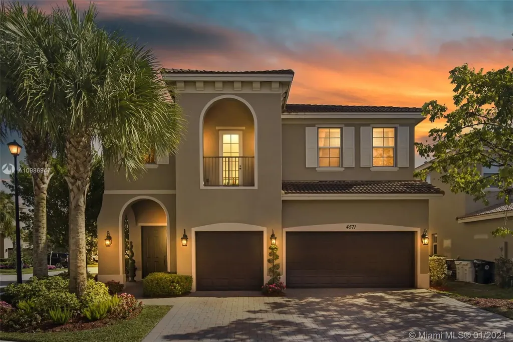 4571 San Mellina Drive Coconut Creek FL 33073