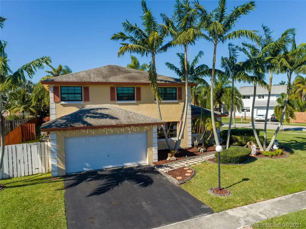 1317 SW 151st Avenue Sunrise FL 33326