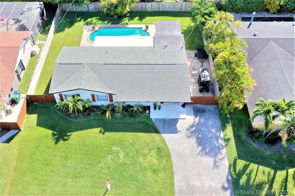 9250 SW 190th Street Cutler Bay FL 33157