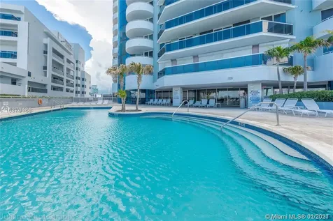 6301 Collins Avenue Miami Beach FL 33141