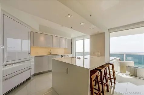6301 Collins Avenue Miami Beach FL 33141