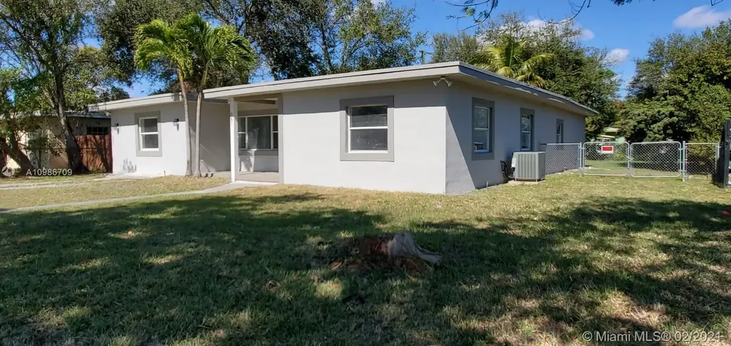 661 NE 139th Street North Miami FL 33161