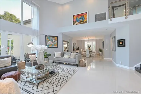 1073 SW 156th Terrace Pembroke Pines FL 33027