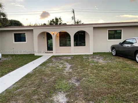 17610 NW 41st Avenue Miami Gardens FL 33055