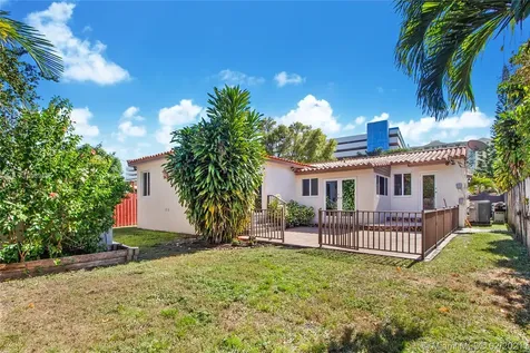 3411 SW 21st Street Miami FL 33145