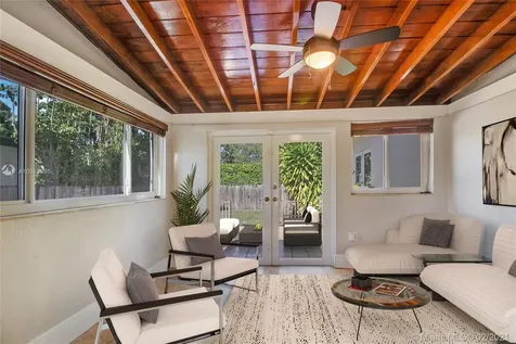 3411 SW 21st Street Miami FL 33145