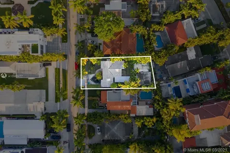 1790 Fairhaven Place Miami FL 33133